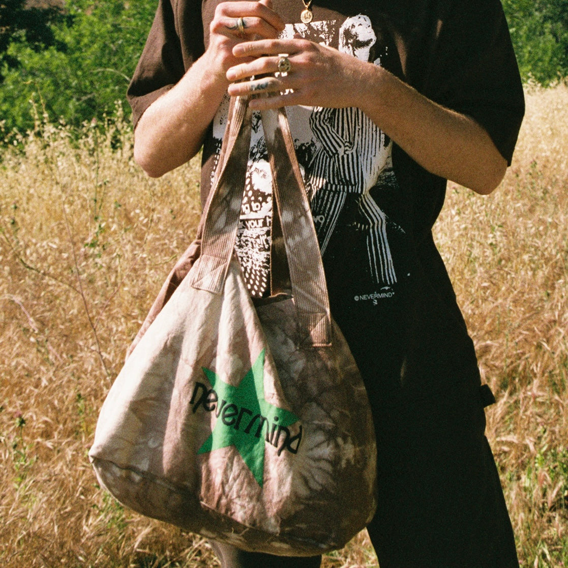 Star Oversize Tote Acorn
