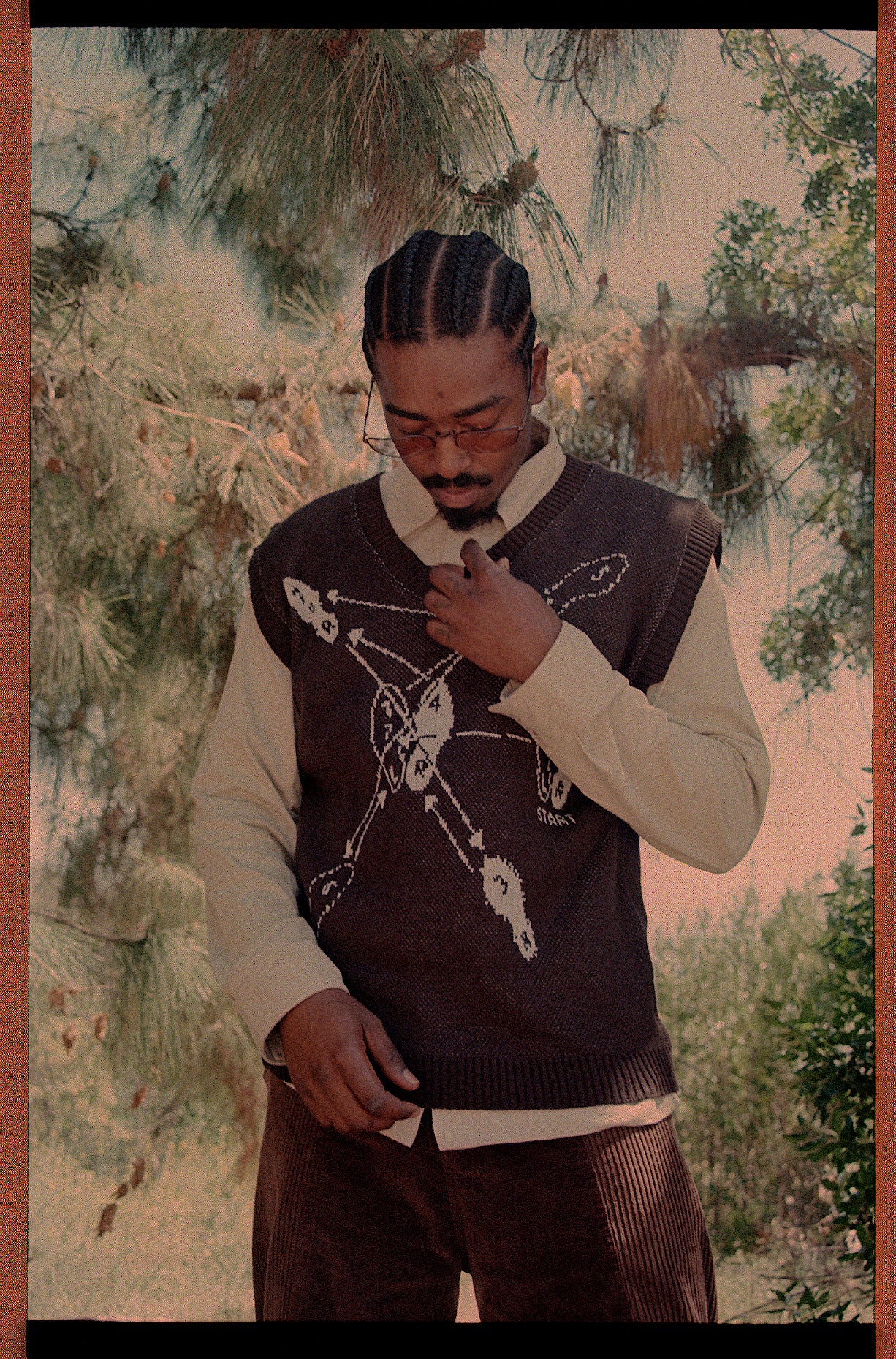 Footsteps V Neck Knit